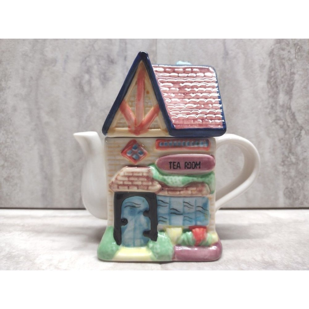 TEA ROOM Small Tea Pot Houston Harvest Gift Products 2000 - EXCELLENT CONDITION